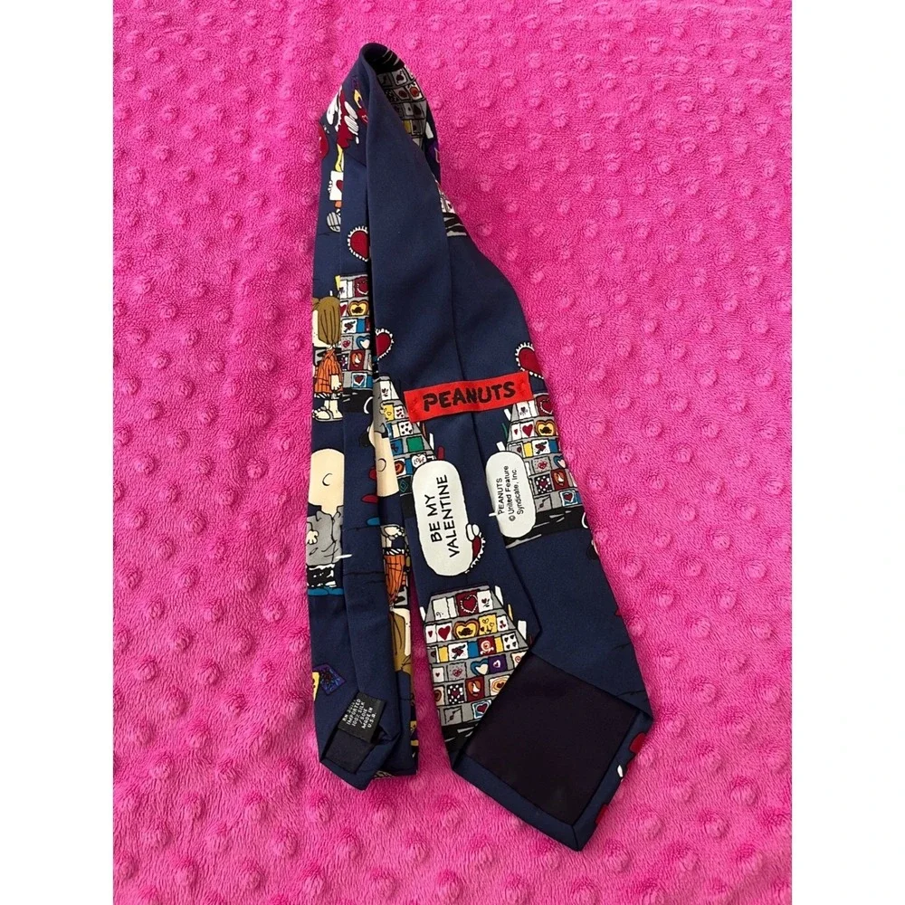 Peanuts Snoopy Charlie Brown Mens One Size Blue Excellent Valentine Silk Necktie